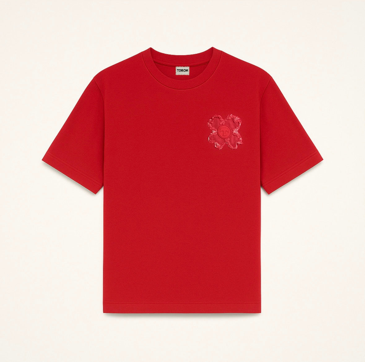 Tee-shirt Torom Rouge – t-shirt en coton premium rouge vif avec coupe droite classique , vue de face