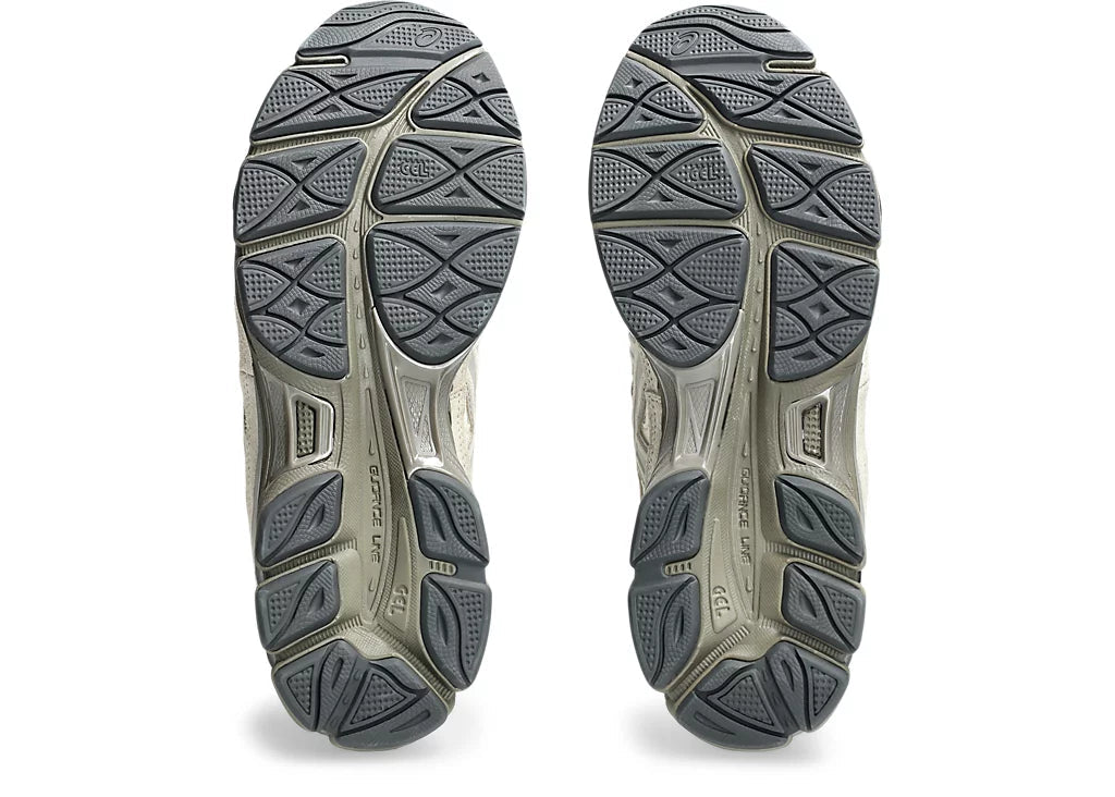 ASICS Gel-NYC Cream Putty – sneakers lifestyle minimalistes, vue de la semelle