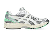 Chaussure de running Asics Gel-Kayano 14 SILVER LIME , gris argenté , semelle légère et confortable , vue de profil