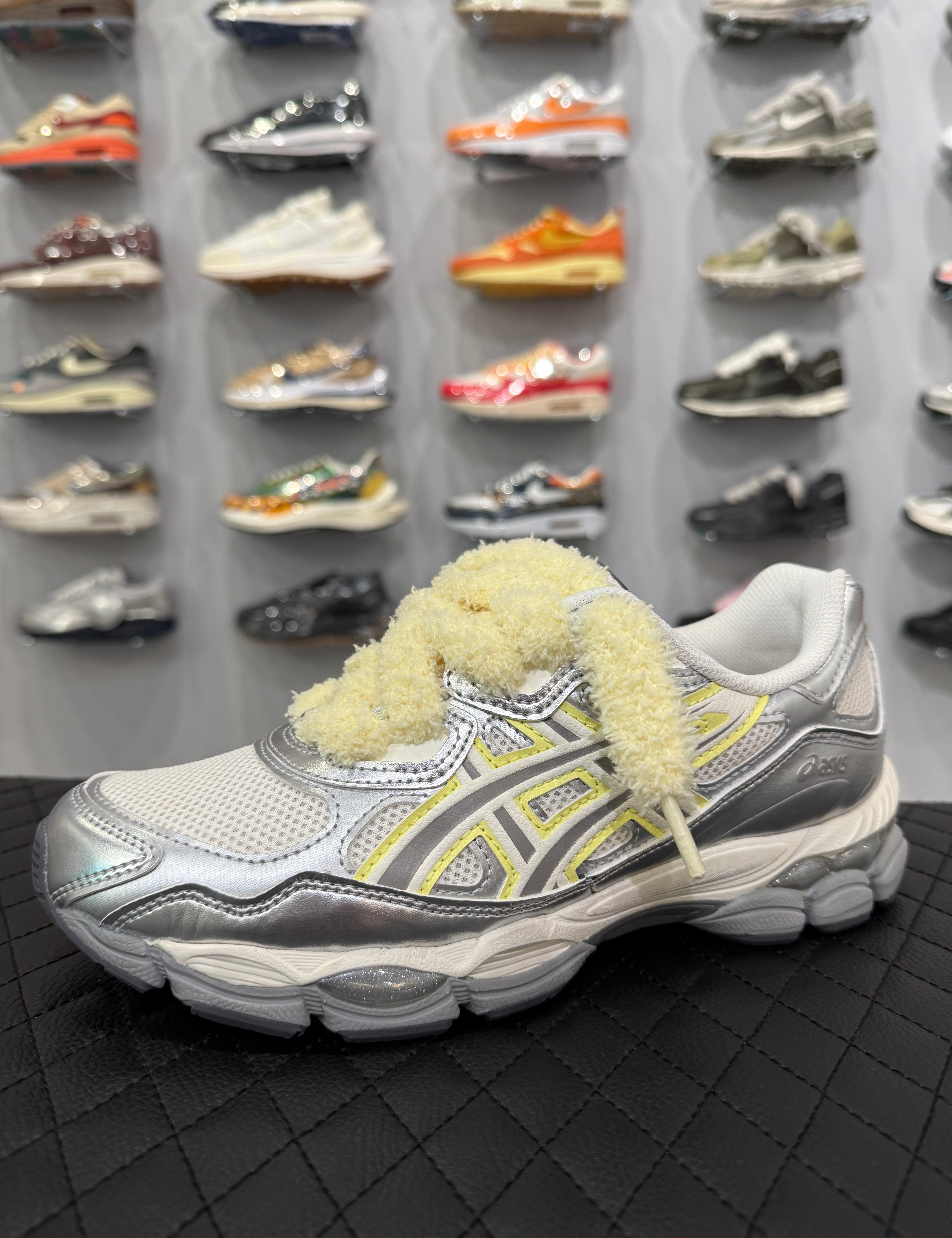 Lacets Fluffy pour personnaliser vos chaussures – style streetwear, jaune