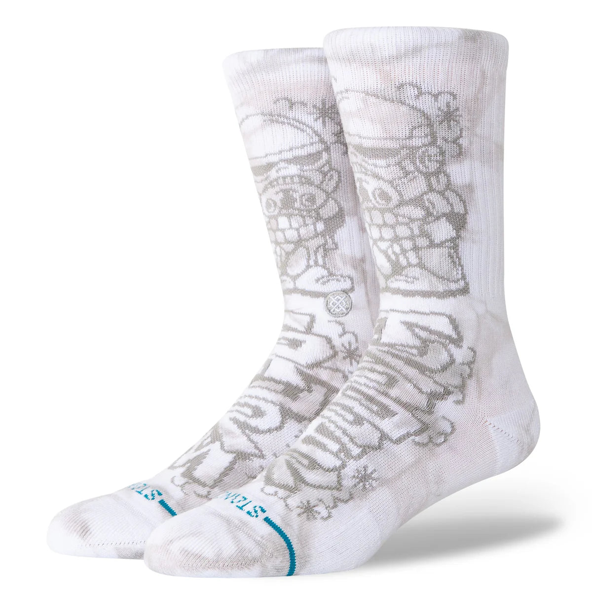 Paire de chaussette blanche à motif de "storm trooper" de la saga "Star Wars" de couleur grise. La paire de chaussette est vue de 3/4 face