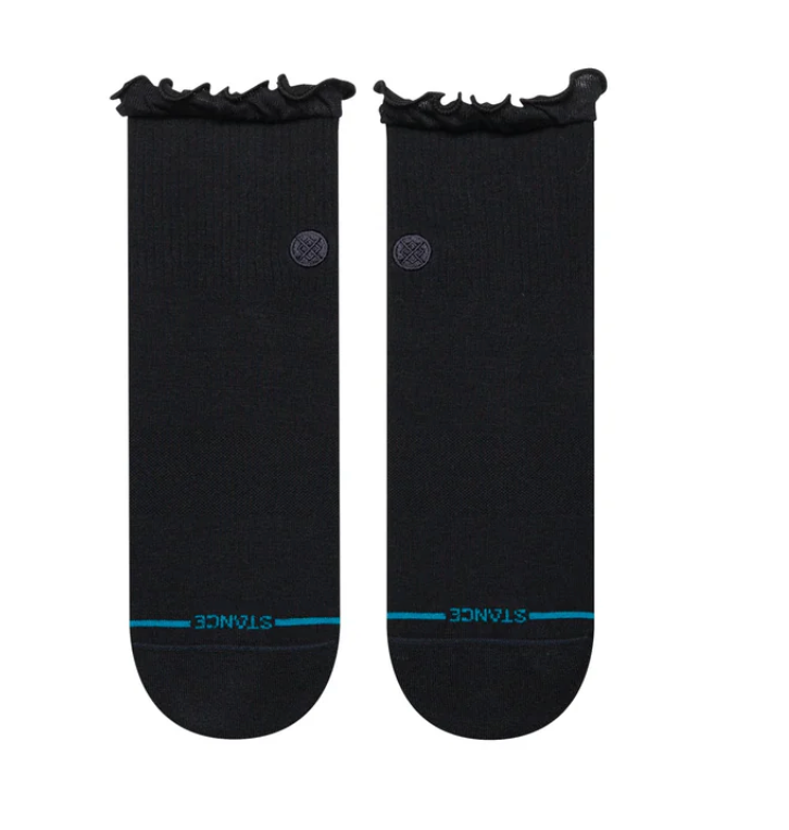 Stance Ruffle Icon Quarter Noir – chaussettes quarter en coton premium noires avec détail volanté à la cheville, vue de face