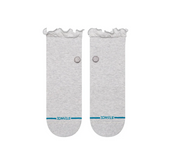 Stance Ruffle Icon Quarter Grise – chaussettes quarter en coton premium gris avec détail volanté à la cheville , vue de face