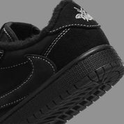 Jordan 1 Retro Low OG SP
Travis Scott Black Phantom (TD)