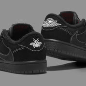 Jordan 1 Retro Low OG SP
Travis Scott Black Phantom (TD)