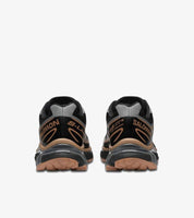 Salomon XT-6 Black Portabella Pewter – sneaker noir et brun terre premium, mesh respirant et semelle Contagrip, vue de derrière