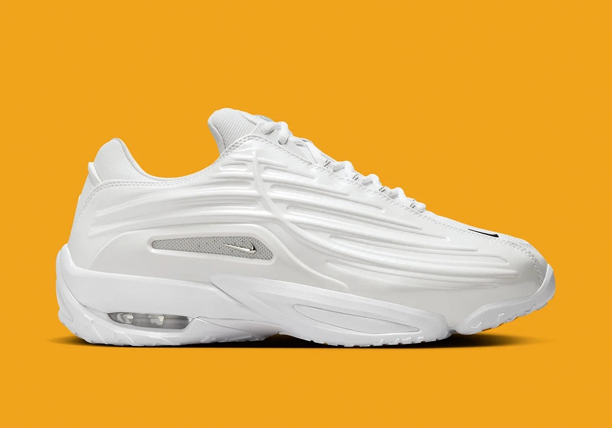 Nike Hot Step 2 Drake NOCTA White – sneaker blanche issue de la collaboration Nike x Drake, design premium et technologie Air, vue de face