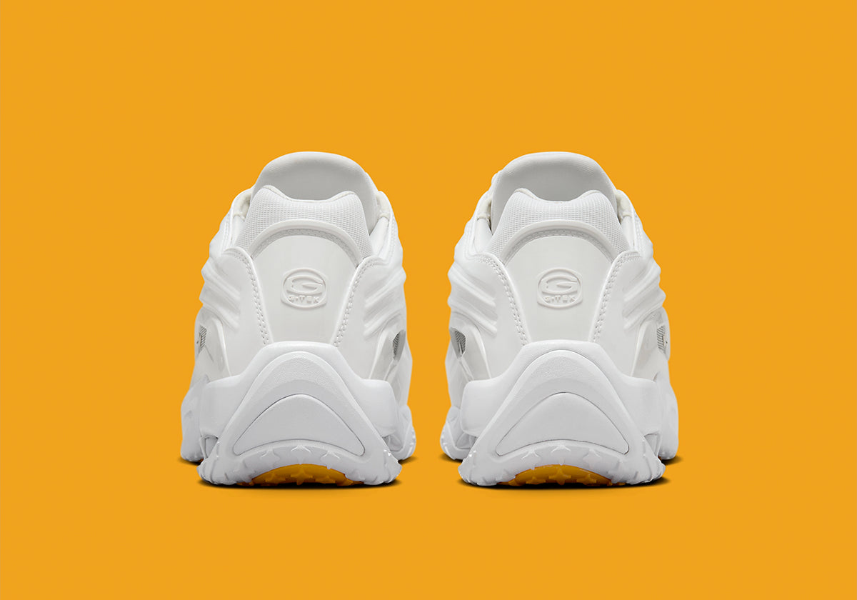 Nike Hot Step 2 Drake NOCTA White – sneaker blanche issue de la collaboration Nike x Drake, design premium et technologie Air, vue de, vue de dos