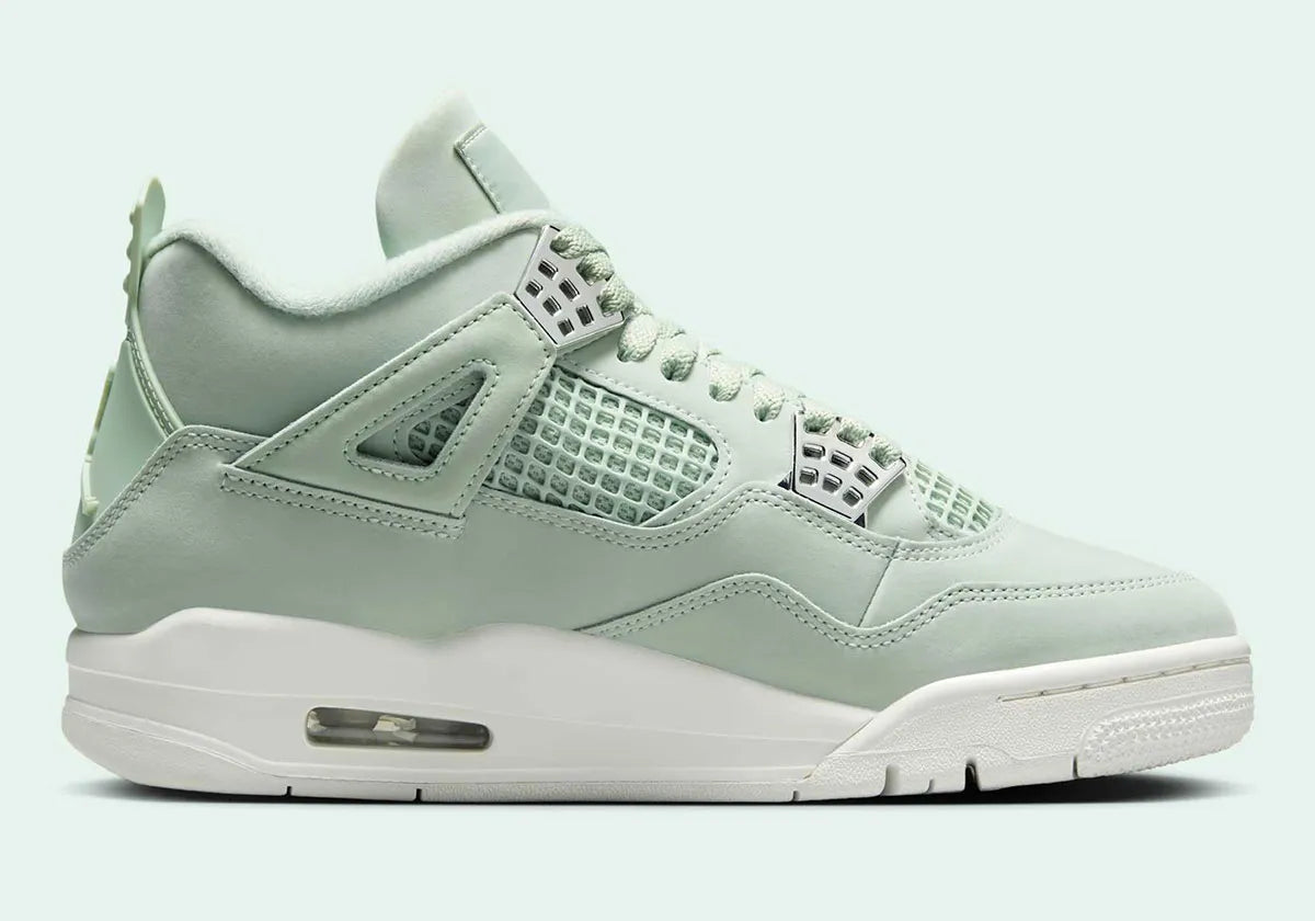 Baskets Air Jordan 4 Retro Seafoam Sail – silhouette légendaire associant héritage basket et modernité, couleur vert clair, vue de face