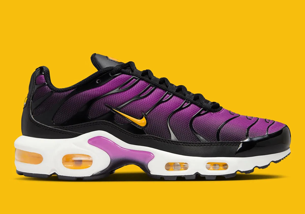 Nike Air Max Plus Black Laser Orange White Hyper Violet