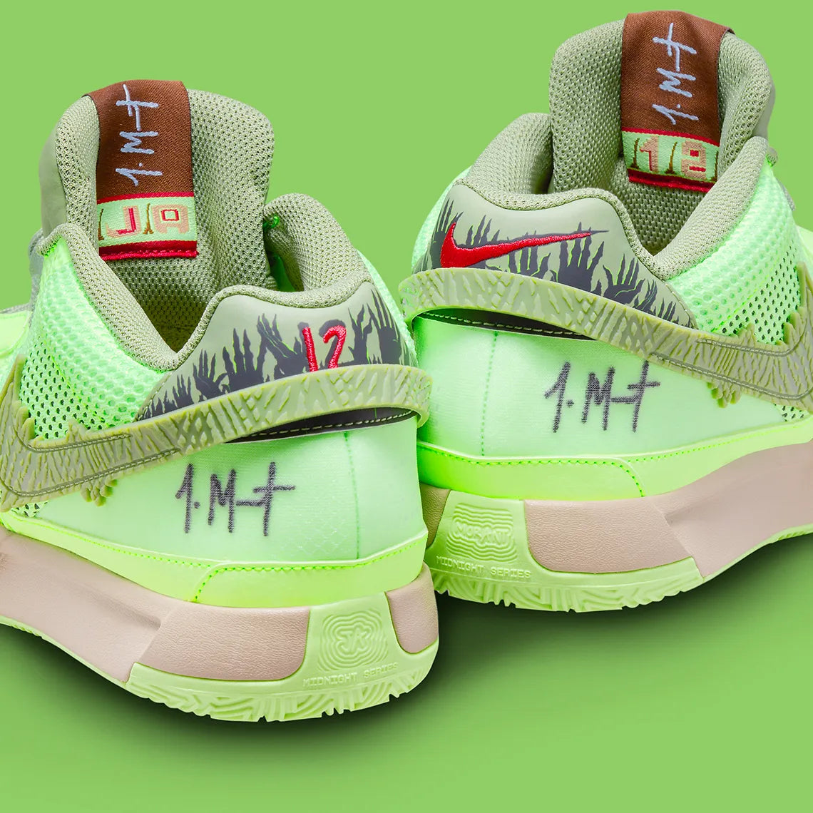 Baskets Nike Ja 1 Halloween – chaussures signature de Ja Morant pour la fête d’Halloween, vue de derrière en profil