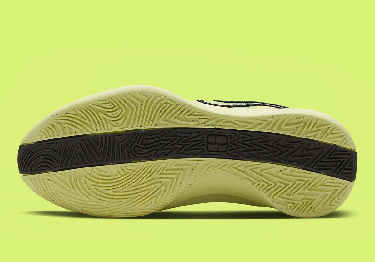 Nike Sabrina 1 Exclamation green with swoosh black nike