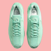 Nike Hot Step 2 Drake NOCTA Mint Foam – sneaker futuriste en cuir et mesh vert menthe avec détails réfléchissants et technologie Nike Air, vue de haut