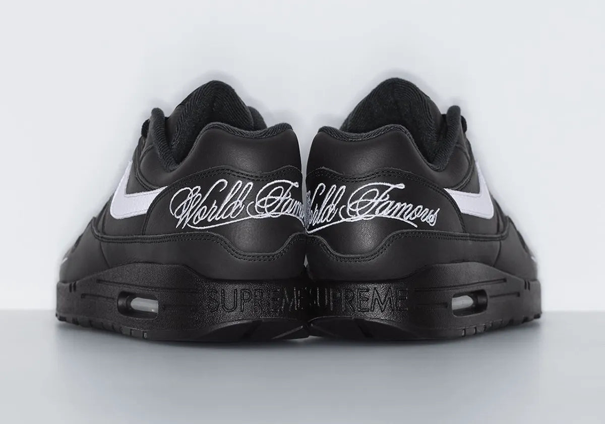 chaussure de ville lair max 1 supreme noir et blanche, semelle confortable, vue de l'arrière