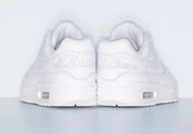 chaussure de ville air max 1 supreme triple white, semelle confortable, vue de l'arrière