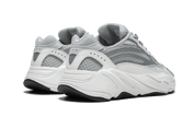 Adidas - Yeezy 700 V2 static