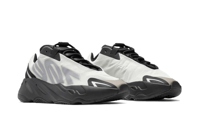 Adidas - Yeezy Boost 700 MNVN Bone