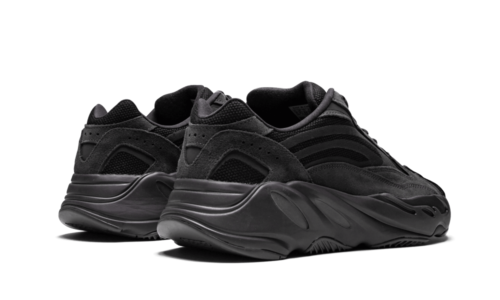 Adidas - Yeezy Boost 700 V2 Vanta