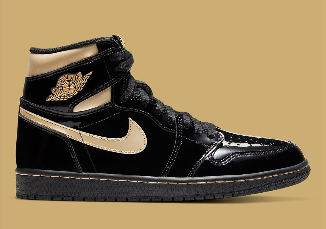 Air Jordan Retro High OG Black Metallic Gold - Main Image