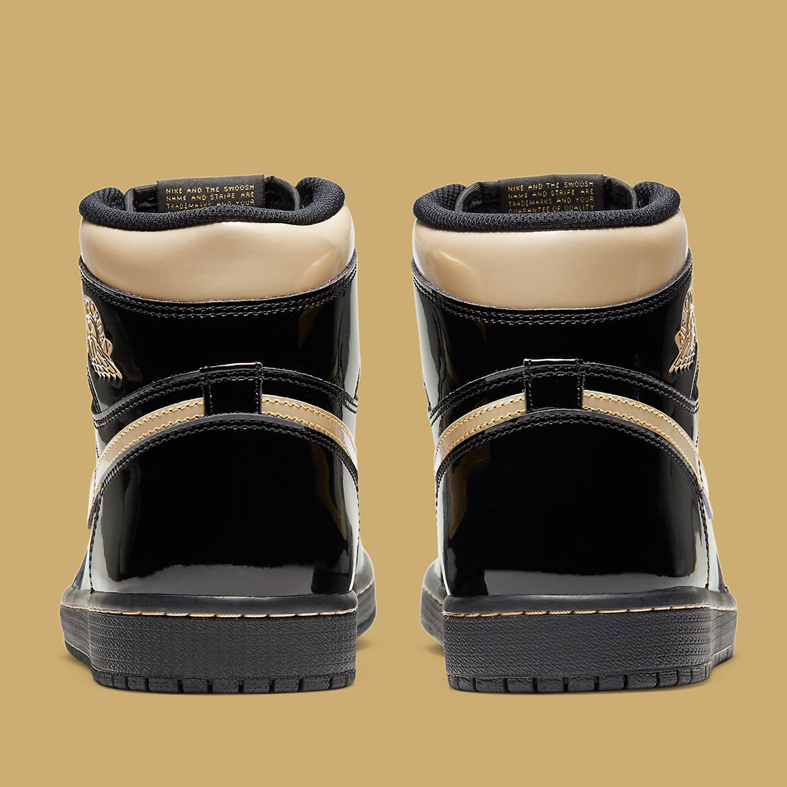 Air Jordan 1 Retro High OG Black Metallic Gold