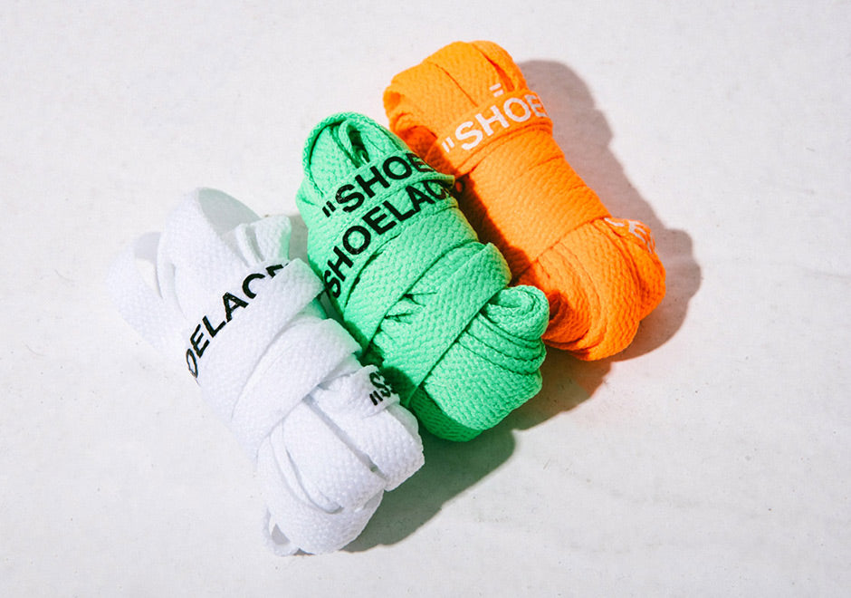 Air Jordan 1 Retro High Off-White Chicago – sneakers rouges, blanches et noires avec design déconstruit signé Virgil Abloh, lacet