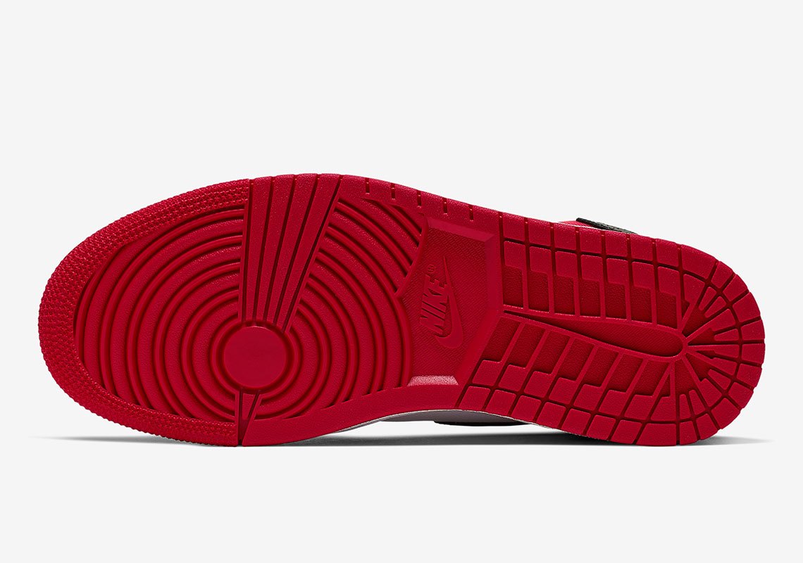 Jordan 1 Retro High Satin Black Toe