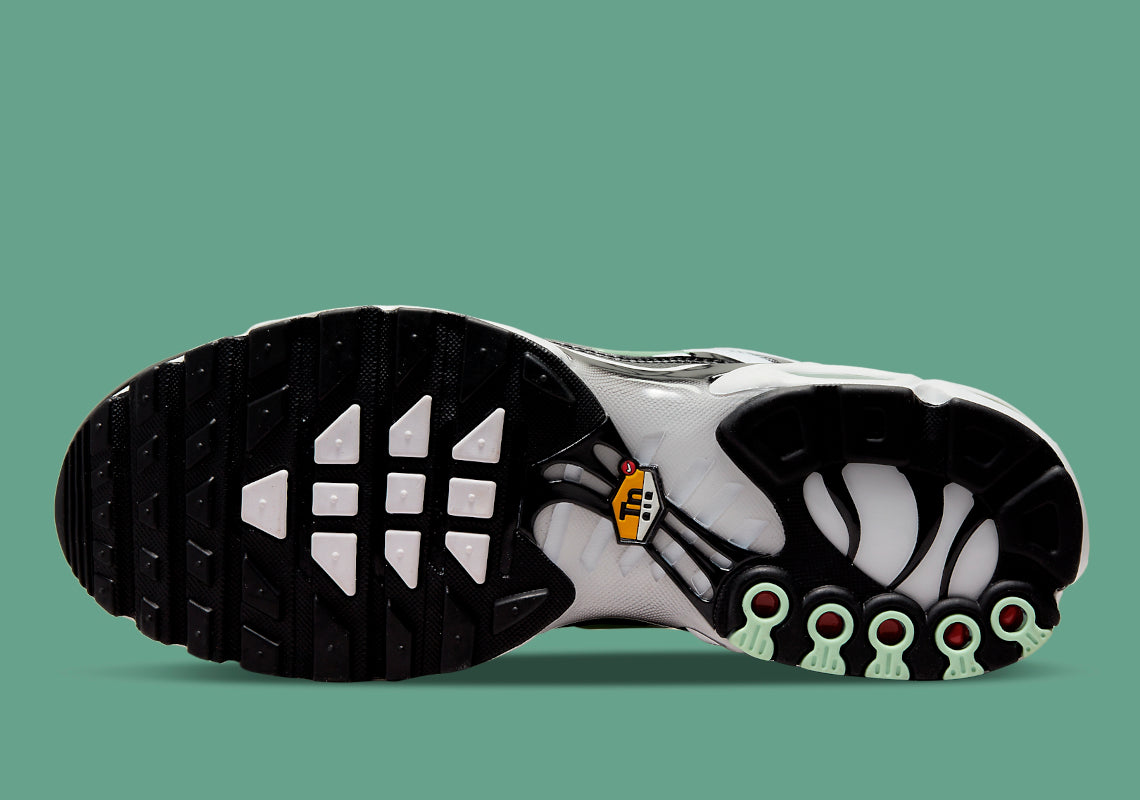 Nike Air Max Plus White Black Mint Green