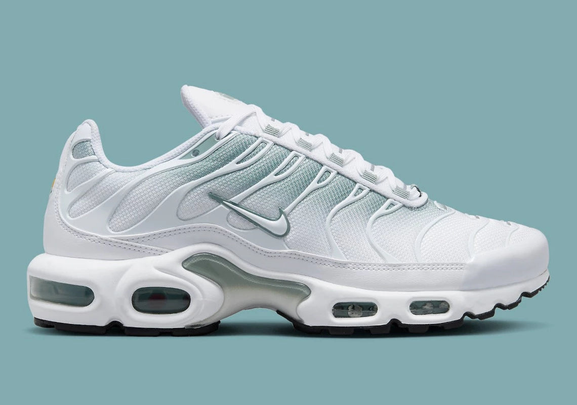 Nike Air Max Plus White Mica Green GlobalSneakers
