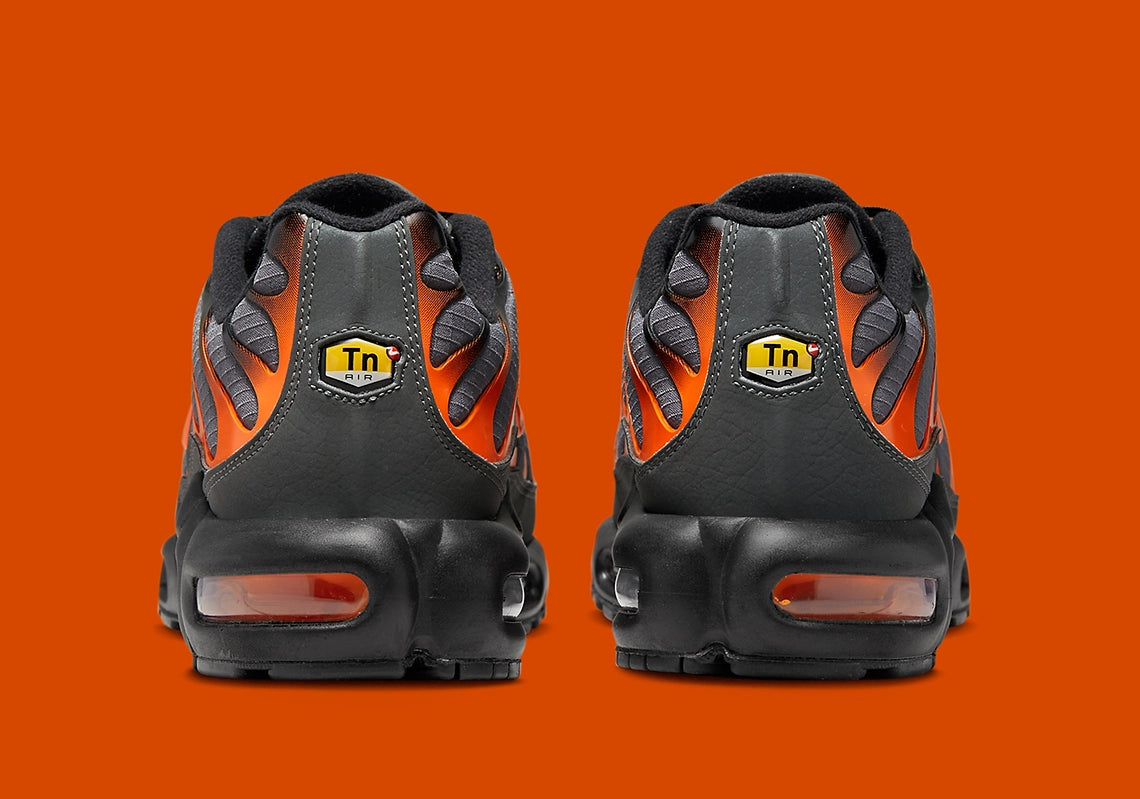 Nike Air Max Plus Grey Orange (2022)