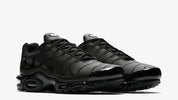 Nike Air Max Plus Triple Black Leather