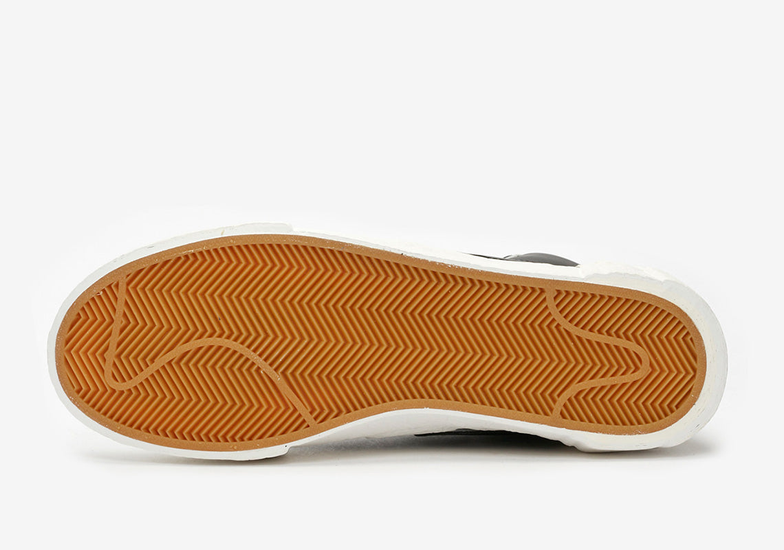 Nike - Blazer Mid sacai Black Grey