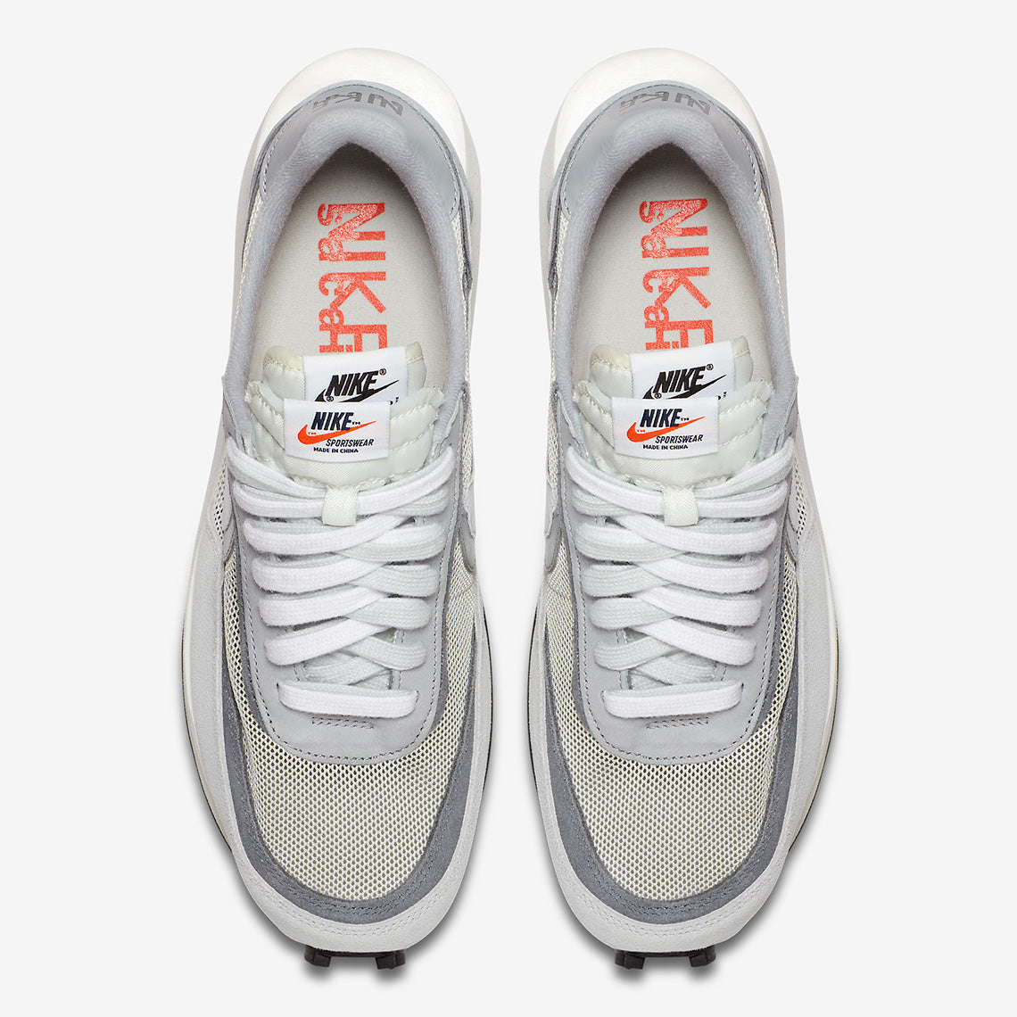 Nike LDWaffle sacai White Grey – sneaker blanche et grise avec double Swoosh et semelle empilée , vue de haut