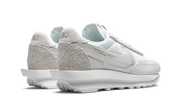 Nike LDWaffle sacai White Nylon – sneaker blanche en nylon avec double Swoosh et semelle empilée , vue de coter