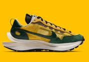 Nike VaporWaffle sacai Tour Yellow Stadium Green – sneaker jaune et verte avec double Swoosh et semelle empilée , vue de coter