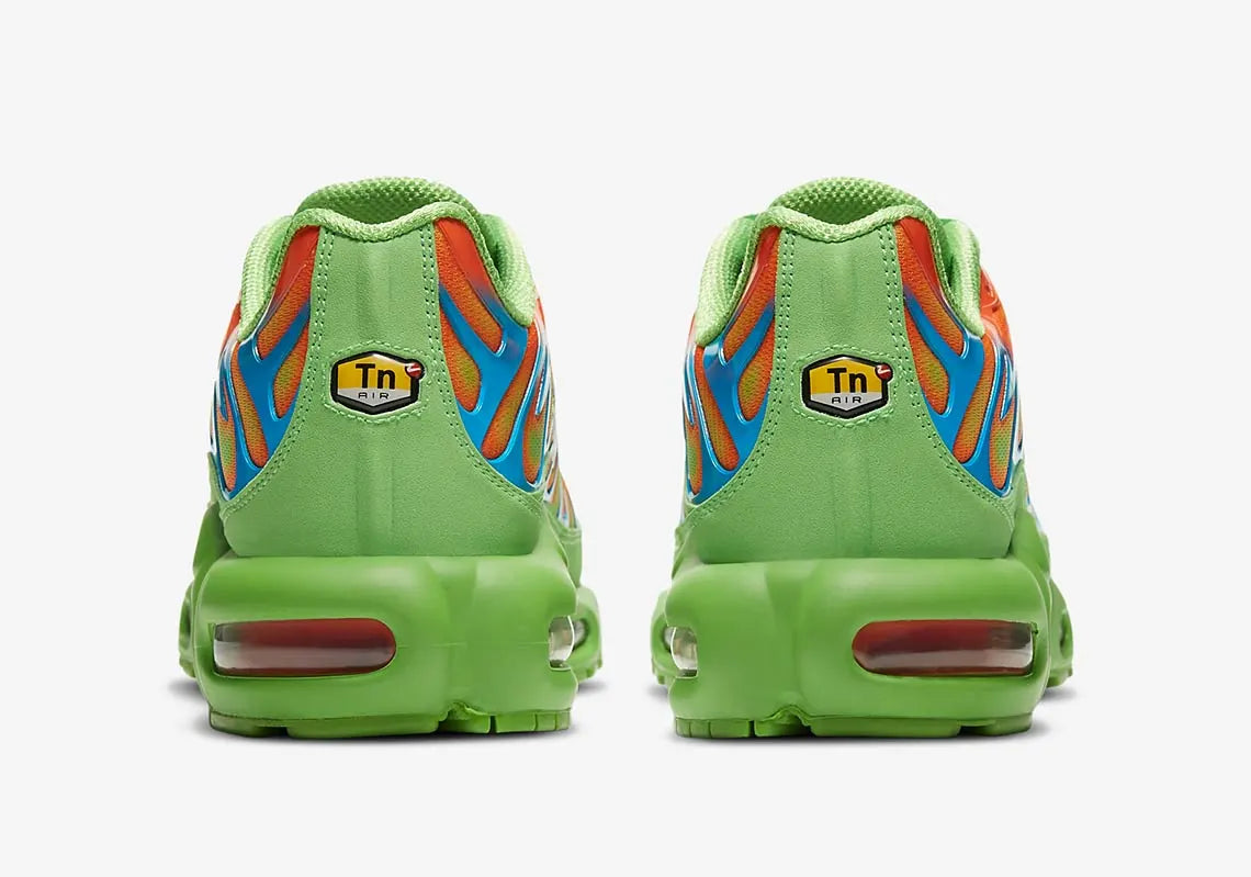 Tn supreme verte vu de derrière