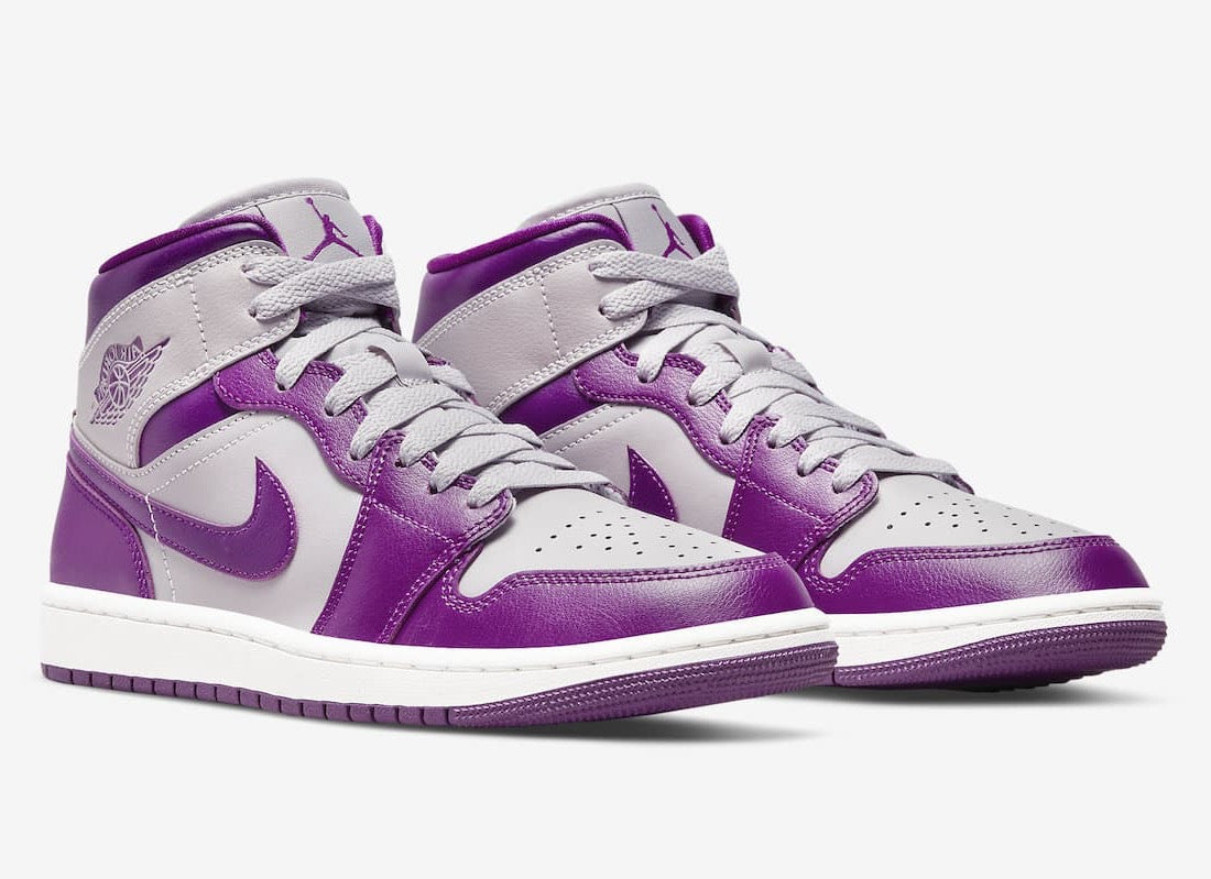 Air Jordan 1 Mid Magenta (2022)