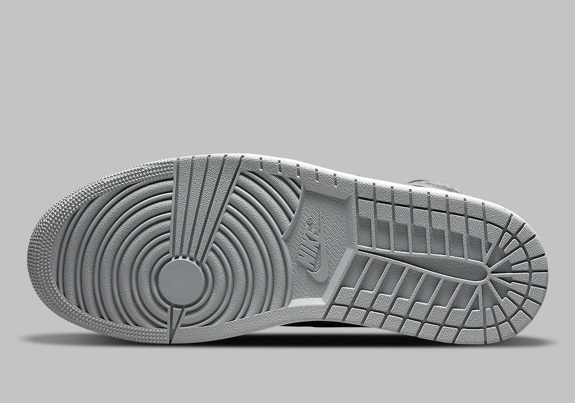 Air Jordan 1 Retro High OG Rebellionaire