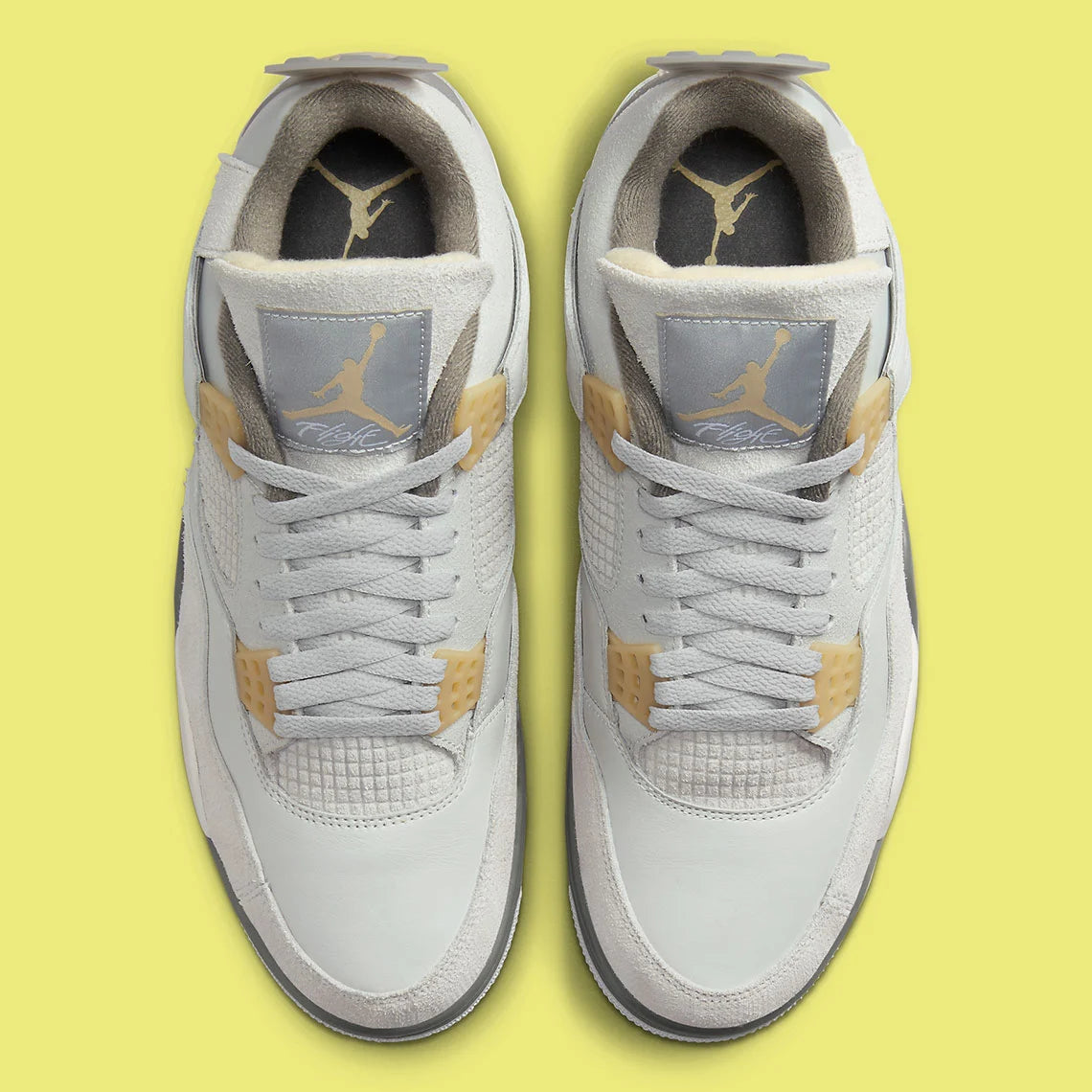 Jordan 4 Retro SE Craft Photon Dust