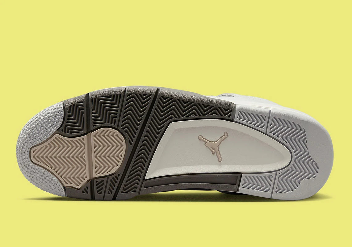Jordan 4 Retro SE Craft Photon Dust