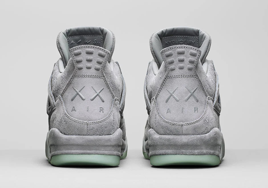 Jordan 4 Retro Kaws
