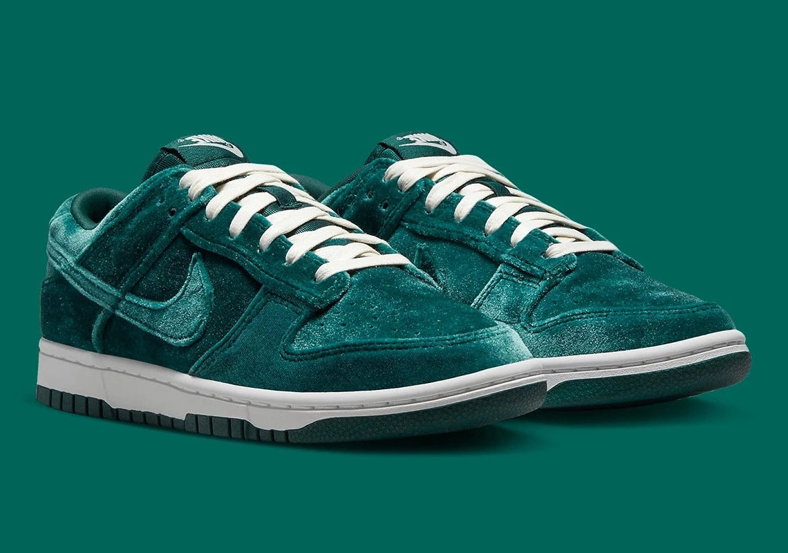 Nike Dunk Low Velvet Teal