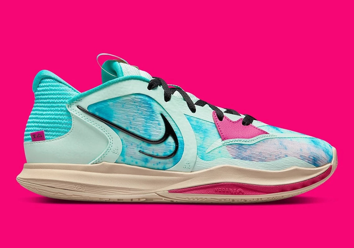 Global Sneakers