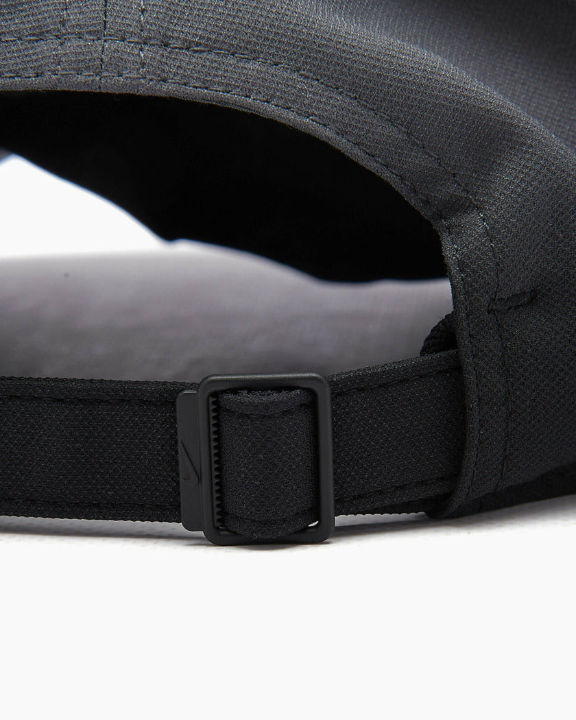 casquette nocta noir languette