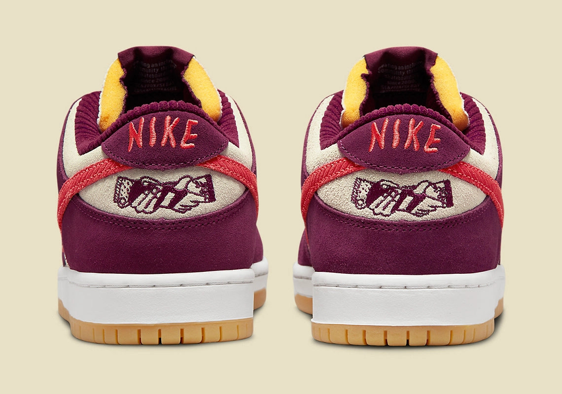 Nike SB Dunk Low Skate Like a Girl