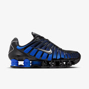 Nike Shox TL Game Royal Black noires avec détails bleu Game Royal et amorti Nike Shox intégral.