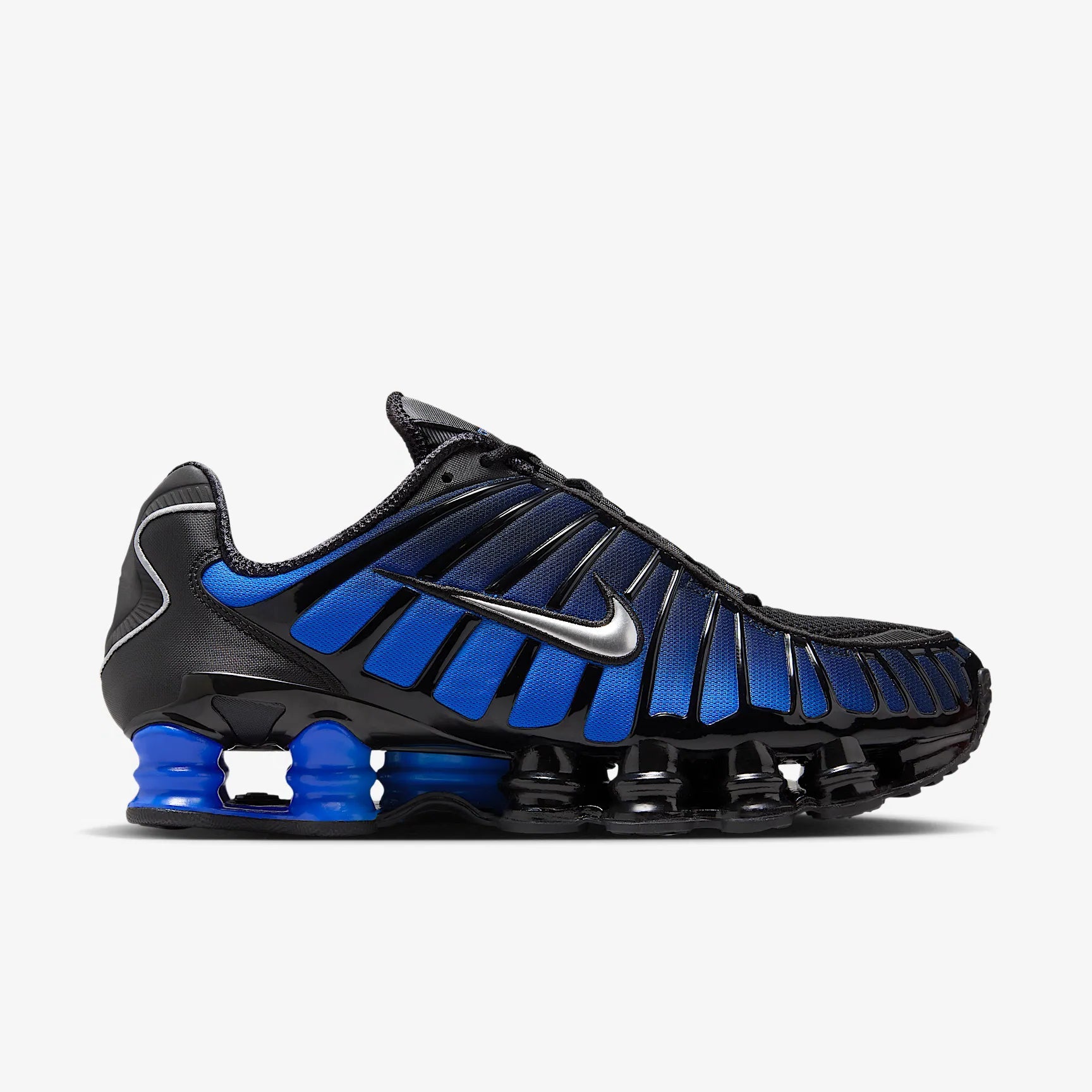 Nike Shox TL Game Royal Black noires avec détails bleu Game Royal et amorti Nike Shox intégral.
