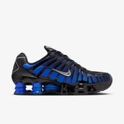 Nike Shox TL Game Royal Black noires avec détails bleu Game Royal et amorti Nike Shox intégral.