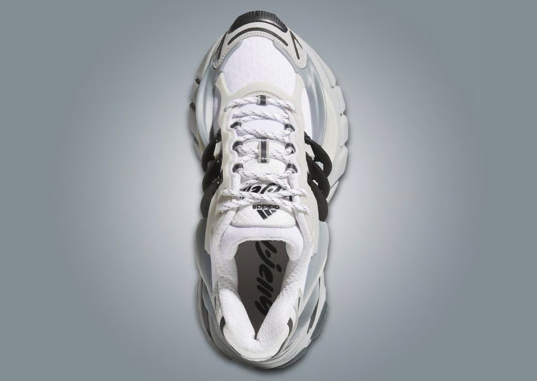 Sneakers adidas Adistar Jellyfish Pharrell Williams en Solid Grey et Black avec mesh respirant et amorti Adistar réactif.