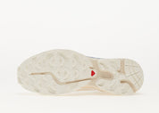 Salomon XT-6 Almond Milk en mesh crème avec système Quicklace, amorti EnergyCell et semelle Contagrip adaptée aux terrains variés.