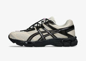 Sneaker ASICS Gel-Cumulus 16 Finesse Desert Rose en mesh rose poudré et beige désert avec amorti GEL et silhouette rétro-running moderne.